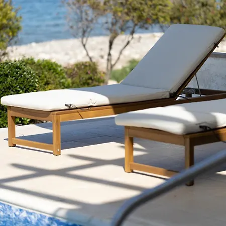 Kallisti & - A Luxury Seaside Retreat *