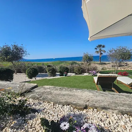 Villa Kallisti & - A Luxury Seaside Retreat Lachi