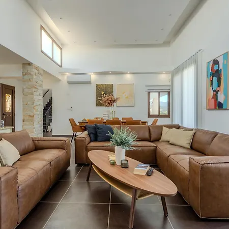 Villa Kallisti & - A Luxury Seaside Retreat *