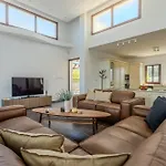 Kallisti & - A Luxury Seaside Retreat וילה לאצ'י