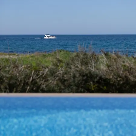 Вилла Kallisti & - A Luxury Seaside Retreat *