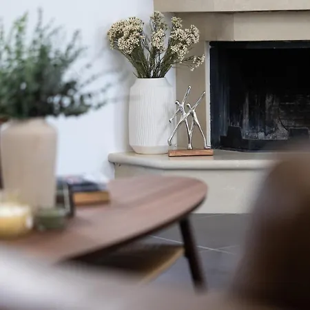 Вилла Kallisti & - A Luxury Seaside Retreat *