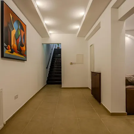 Kallisti & - A Luxury Seaside Retreat Villa Lachi