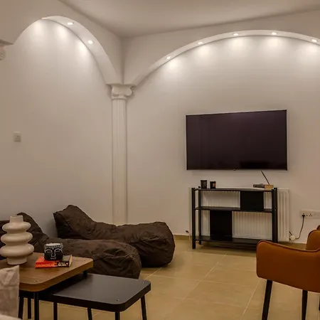 Kallisti & - A Luxury Seaside Retreat