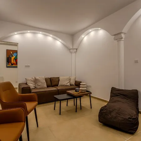 Kallisti & - A Luxury Seaside Retreat Villa