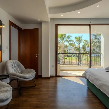 Kallisti & - A Luxury Seaside Retreat *