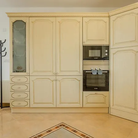 Kallisti & - A Luxury Seaside Retreat Вилла