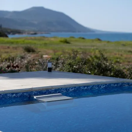 Kallisti & - A Luxury Seaside Retreat * Латхи