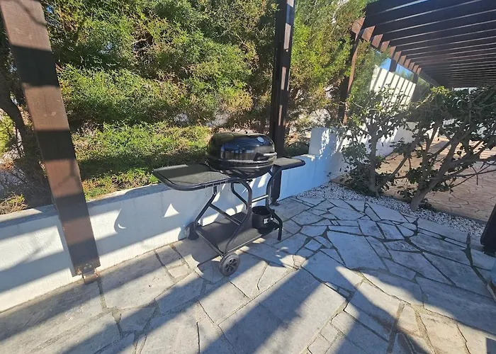 Kallisti & - A Luxury Seaside Retreat Latsi