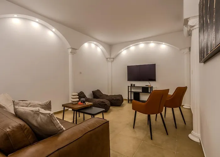 Kallisti & - A Luxury Seaside Retreat Villa *