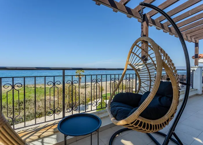 Willa Kallisti & - A Luxury Seaside Retreat Latsi