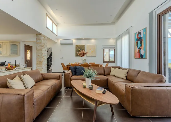 Willa Kallisti & - A Luxury Seaside Retreat *