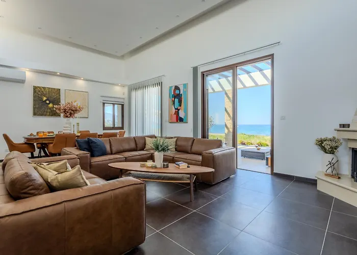 Willa Kallisti & - A Luxury Seaside Retreat Latsi