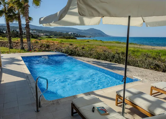 Kallisti & - A Luxury Seaside Retreat Latsi