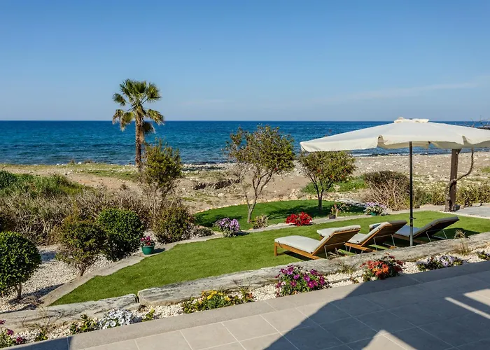 Willa Kallisti & - A Luxury Seaside Retreat Latsi